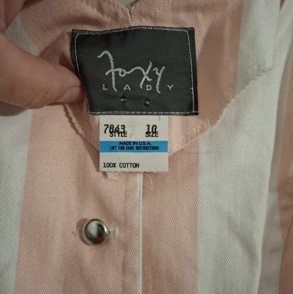 Striped Button Front Sleeveless Dress with Belt - Picture 4 of 8